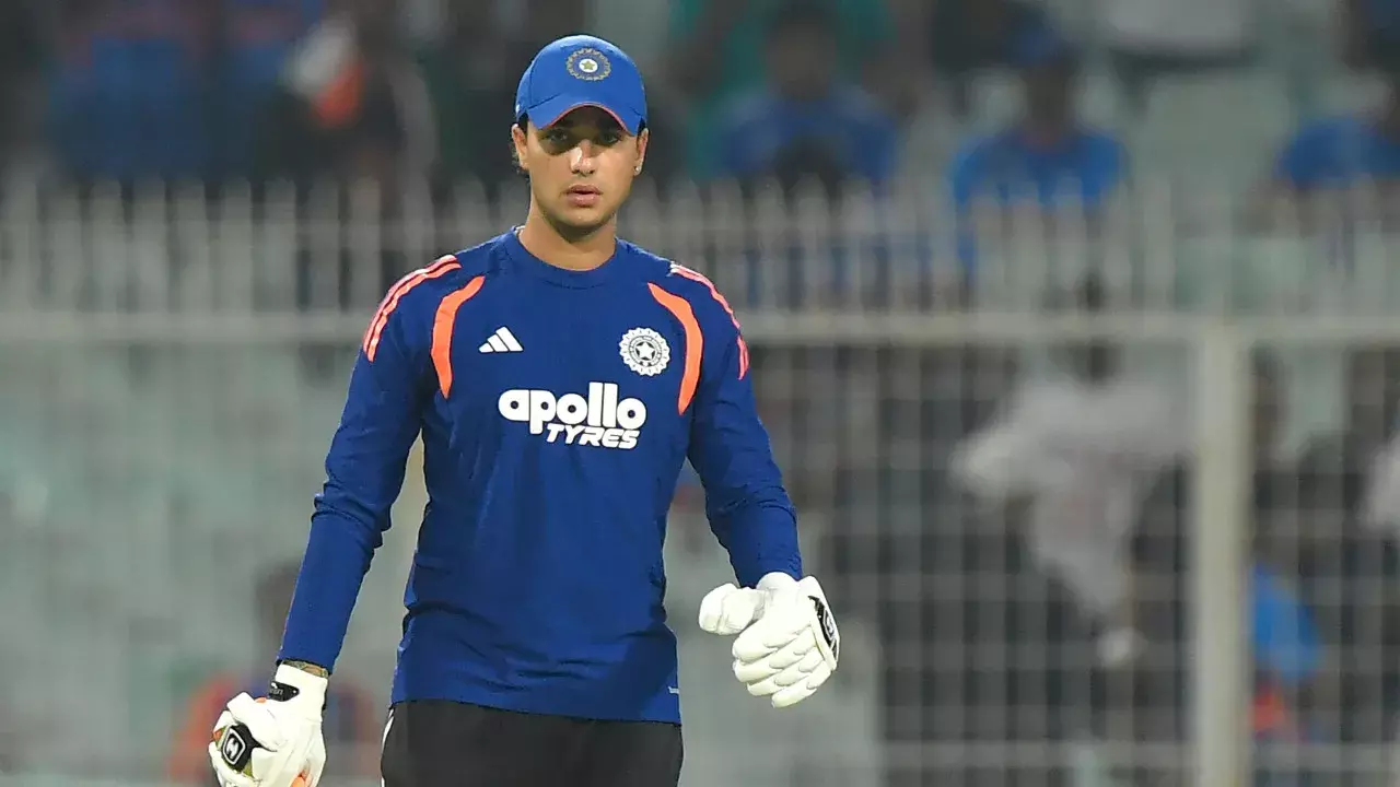 गेंदबाजों की रणनीति समझने की तकनीक पर बोले अभिषेक शर्मा गेंदबाजों की रणनीति समझने की तकनीक पर बोले अभिषेक शर्मा