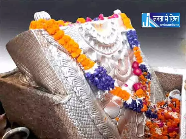 पितृ पक्ष में नारायणी शिला का विशेष महत्व पितृ पक्ष में नारायणी शिला का विशेष महत्व