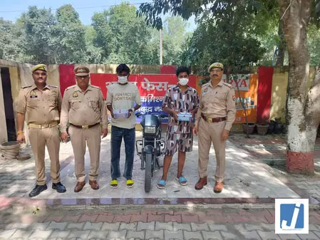 मोबाइल स्नैचिंग गिरोह का खुलासा, 21 फोन के साथ दो आरोपी गिरफ्तार मोबाइल स्नैचिंग गिरोह का खुलासा, 21 फोन के साथ दो आरोपी गिरफ्तार