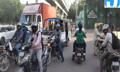 दिल्ली के दो चौराहों पर हर घंटे टूट रहे 34 हजार से ज्यादा ट्रैफिक नियम