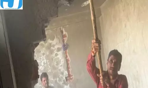 दिल्ली में अवैध निर्माण पर MCD का बड़ा एक्शन, 31 जगह चला बुलडोजर