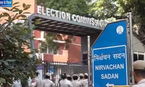 SIR के खिलाफ दिल्ली में विपक्षी मार्च, BJD सांसद भी चुनाव आयोग तक पहुंचे