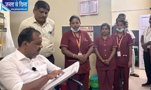 आधी रात अस्पताल पहुंचे स्वास्थ्य मंत्री यूटी खादर, बाहर की दवा लिखने पर स्टाफ को लगाई फटकार