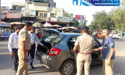 सोनीपत अभियान में 377 वाहनों के चालान, 14 वाहन जब्त सोनीपत अभियान में 377 वाहनों के चालान, 14 वाहन जब्त