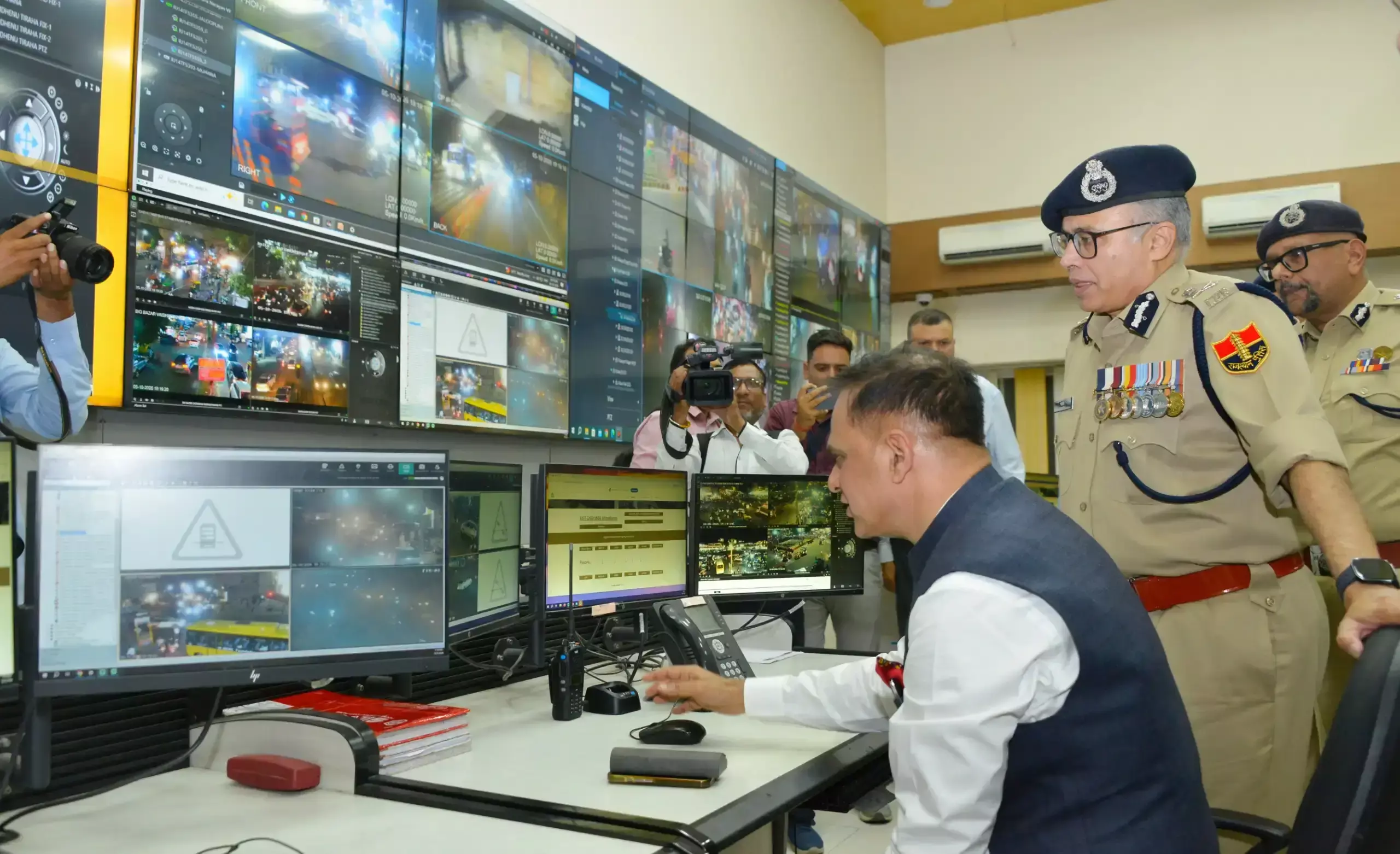 साइबर थाने के कामकाज की मुख्य सचिव ने ली जानकारी साइबर थाने के कामकाज की मुख्य सचिव ने ली जानकारी