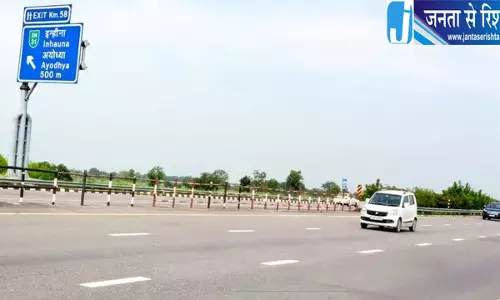 पूर्वांचल एक्सप्रेस-वे पर जंपिंग और संकेतकों की कमी से बढ़े हादसे, यात्रियों की सुरक्षा पर सवाल