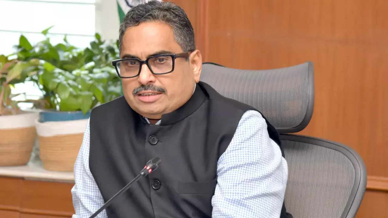 ग्लोबल एजुकेशन हब बनेगी फ्यूचर सिटी: तेलंगाना सरकार की तैयारी ग्लोबल एजुकेशन हब बनेगी फ्यूचर सिटी: तेलंगाना सरकार की तैयारी