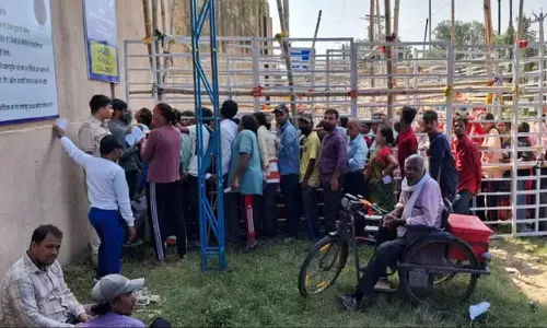 भारत-वेस्टइंडीज मैच के टिकटों की जबरदस्त मांग भारत-वेस्टइंडीज मैच के टिकटों की जबरदस्त मांग