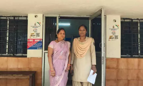 ग्रामीण महिलाओं से 70.77 लाख की ठगी, महिला आरोपी गिरफ्तार ग्रामीण महिलाओं से 70.77 लाख की ठगी, महिला आरोपी गिरफ्तार