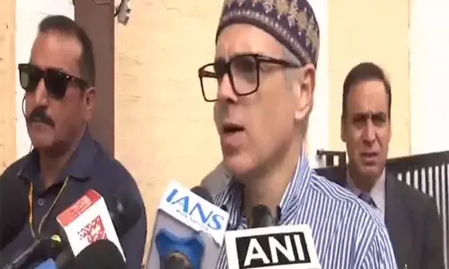 उमर अब्दुल्ला बोले चुनाव आयोग के खिलाफ आंदोलन आगे भी चलेगा उमर अब्दुल्ला बोले चुनाव आयोग के खिलाफ आंदोलन आगे भी चलेगा