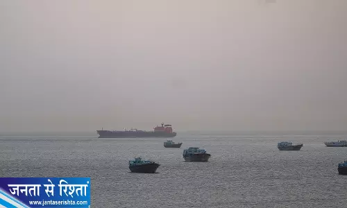 होर्मुज जलडमरूमध्य में जहाज पर हमला 11 भारतीय घायल