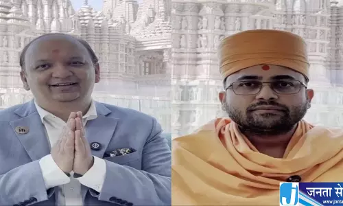 अबू धाबी BAPS मंदिर में कैप्टन स्मित के लिए विशेष प्रार्थना अबू धाबी BAPS मंदिर में कैप्टन स्मित के लिए विशेष प्रार्थना