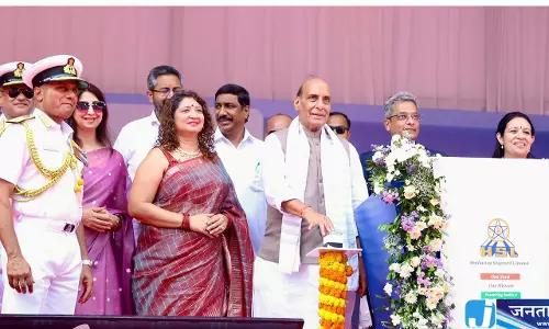 समुद्र में बढ़ेगी भारत की ताकत फ्लीट सपोर्ट शिप सूर्य लॉन्च समुद्र में बढ़ेगी भारत की ताकत फ्लीट सपोर्ट शिप सूर्य लॉन्च