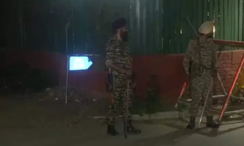 भगवंत मान के कैंप ऑफिस पर CBI की रेड OSD से जुड़ा मामला भगवंत मान के कैंप ऑफिस पर CBI की रेड OSD से जुड़ा मामला