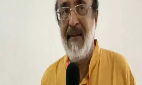 SIR को लेकर विपक्ष का विरोध तेज CEC को हटाने की मांग SIR को लेकर विपक्ष का विरोध तेज CEC को हटाने की मांग