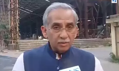 छह दिन से भूख हड़ताल पर छात्र, अमीन पटेल ने उठाई आवाज छह दिन से भूख हड़ताल पर छात्र, अमीन पटेल ने उठाई आवाज