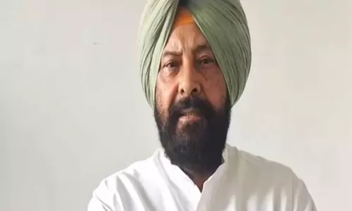 भगवंत मान कैंप ऑफिस पर रेड के बाद पंजाब की सियासत गरम भगवंत मान कैंप ऑफिस पर रेड के बाद पंजाब की सियासत गरम