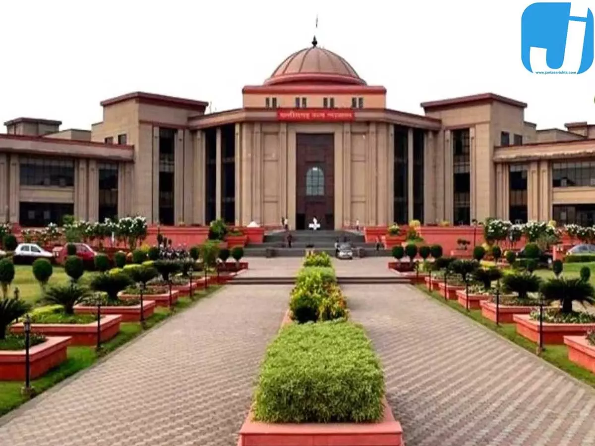 अरपा नदी प्रदूषण पर हाईकोर्ट सख्त, नगर निगम से मांगी विस्तृत कार्ययोजना अरपा नदी प्रदूषण पर हाईकोर्ट सख्त, नगर निगम से मांगी विस्तृत कार्ययोजना
