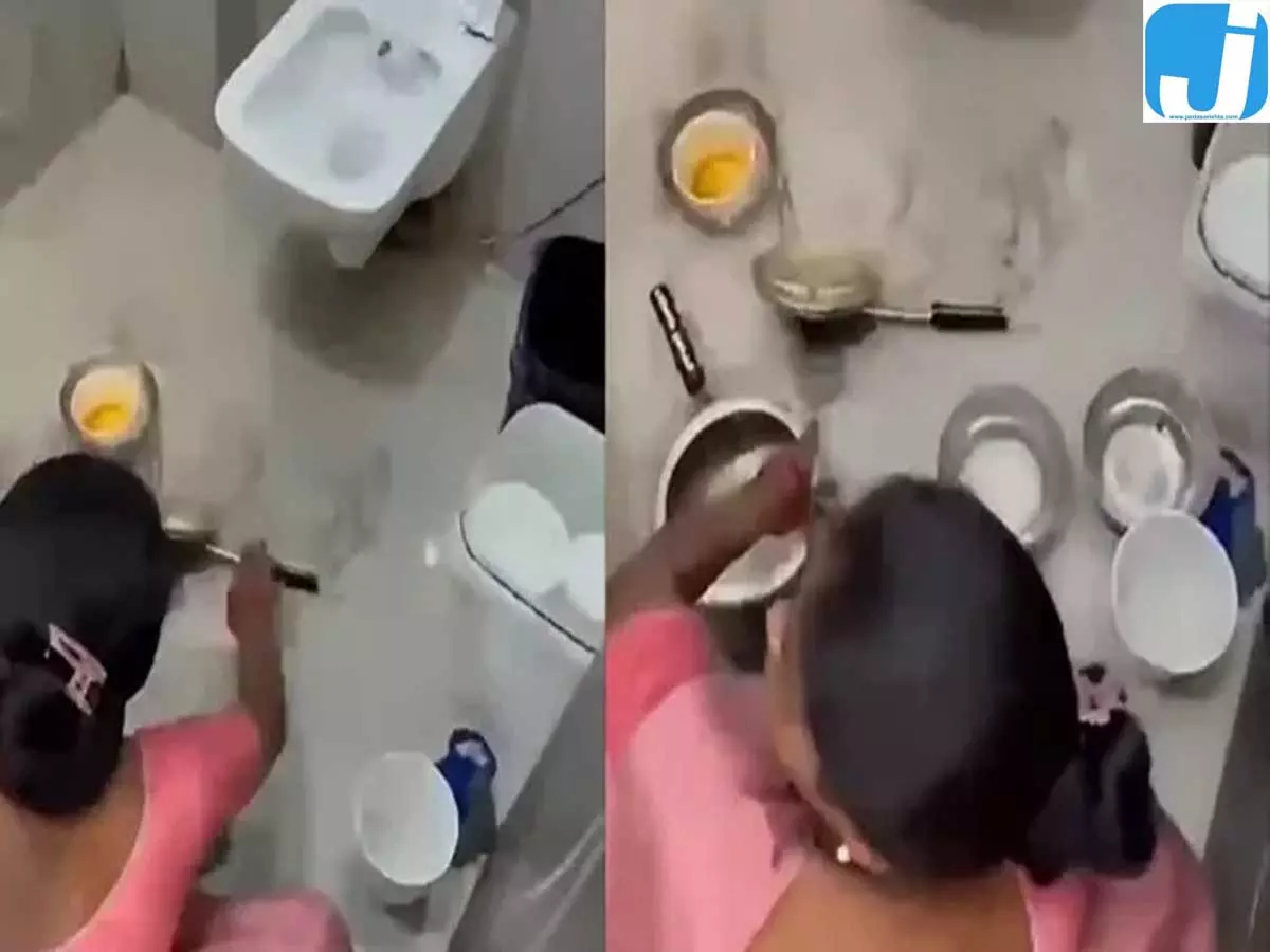 वायरल वीडियो ने खोली सफाई की पोल, मिठाई दुकान पर कार्रवाई की चेतावनी वायरल वीडियो ने खोली सफाई की पोल, मिठाई दुकान पर कार्रवाई की चेतावनी