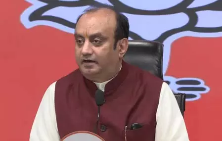 लगातार चुनावों में अपनी हार से परेशान कांग्रेस परिवार पूरे देश को भ्रमित कर रहा: सुधांशु त्रिवेदी लगातार चुनावों में अपनी हार से परेशान कांग्रेस परिवार पूरे देश को भ्रमित कर रहा: सुधांशु त्रिवेदी
