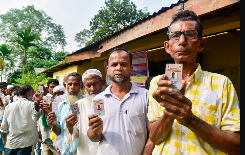 लाहरीघाट में सबसे ज्यादा वोटिंग, नागांव उपचुनाव में मतदाताओं का उत्साह लाहरीघाट में सबसे ज्यादा वोटिंग, नागांव उपचुनाव में मतदाताओं का उत्साह