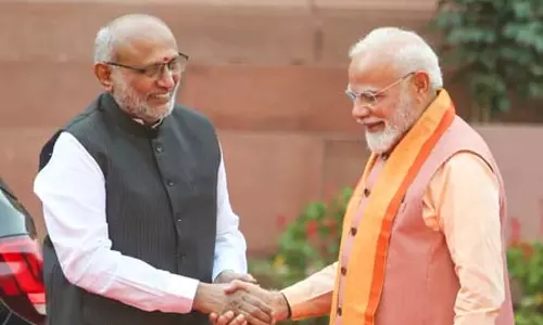 पीएम मोदी के सार्वजनिक जीवन के 25 साल पूरे, उपराष्ट्रपति और सीएम रेखा गुप्ता समेत कई नेताओं ने दी बधाई