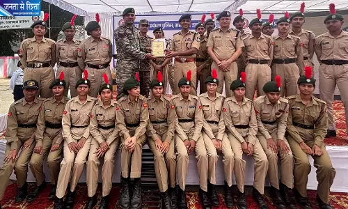 इंदौर ट्रैफिक पुलिस ने लॉन्च किया ‘नियम से चलो’ गाना, एनिमेटेड वीडियो और ‘पापा की परी’ शॉर्ट फिल्म इंदौर ट्रैफिक पुलिस ने लॉन्च किया ‘नियम से चलो’ गाना, एनिमेटेड वीडियो और ‘पापा की परी’ शॉर्ट फिल्म