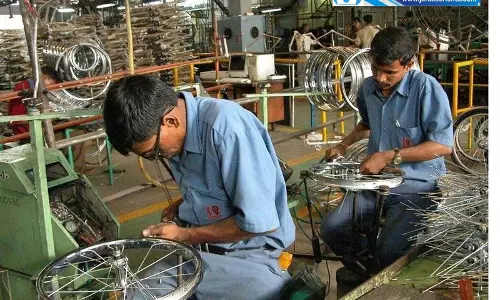 पंजाब में डिप्लोमा छात्रों के लिए 6 महीने की इंडस्ट्रियल ट्रेनिंग अनिवार्य पंजाब में डिप्लोमा छात्रों के लिए 6 महीने की इंडस्ट्रियल ट्रेनिंग अनिवार्य