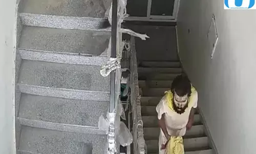 कमरे से छत तक अकेले पहुंचे रसिक दुलारी, CCTV ने जोड़ी घटना की कड़ियां