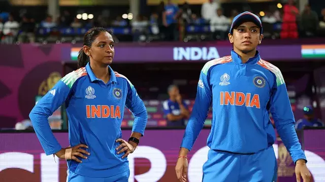 भारतीय महिला टीम के ड्रेसिंग रूम में तनाव? मंधाना-हरमनप्रीत को लेकर बड़ा दावा भारतीय महिला टीम के ड्रेसिंग रूम में तनाव? मंधाना-हरमनप्रीत को लेकर बड़ा दावा