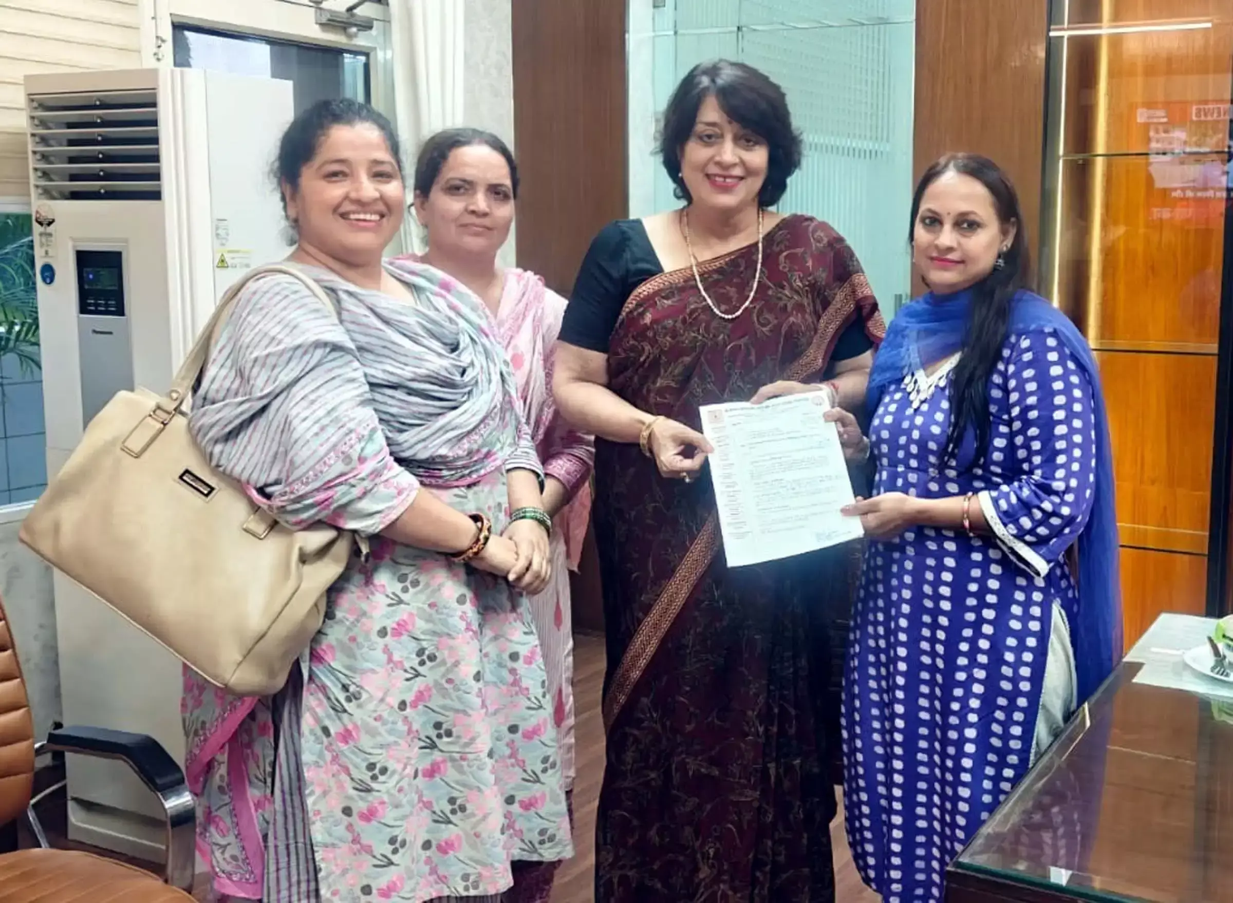 नर्सिंग कैडर ने हड़ताल स्थगित करने का फैसला लिया
