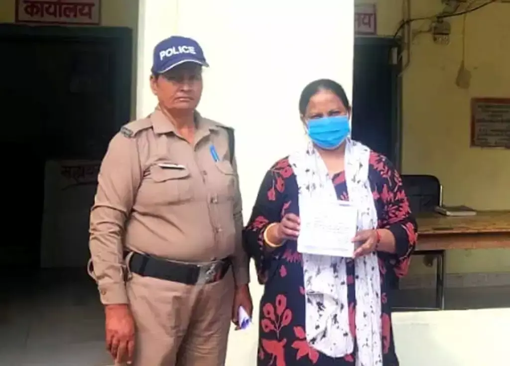 जेवरात चोरी मामले में पुलिस के हत्थे चढ़ा पड़ोसी