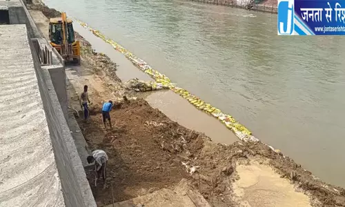गंगनहर में अचानक 12 हजार क्यूसेक पानी छोड़ा, अर्द्धकुंभ के निर्माणाधीन घाटों पर मची अफरातफरी