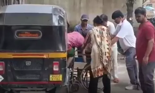 जाम में फंसा रिक्शा, रास्ते में गूंजी नवजात की किलकारी