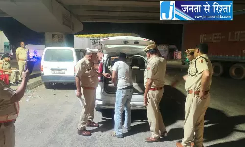 रेवाड़ी पुलिस का अभियान, नियम तोड़ने वाले वाहन जब्त रेवाड़ी पुलिस का अभियान, नियम तोड़ने वाले वाहन जब्त