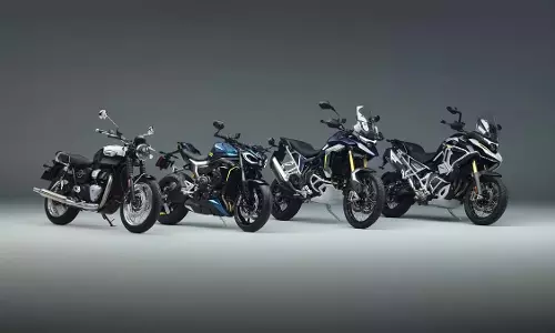 नई Triumph Tiger 900 और 1200 की पहली झलक आई सामने नई Triumph Tiger 900 और 1200 की पहली झलक आई सामने