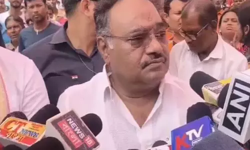 पश्चिम बंगाल का नाम बदलने की चर्चा तेज पश्चिम बंग पर जोर पश्चिम बंगाल का नाम बदलने की चर्चा तेज पश्चिम बंग पर जोर