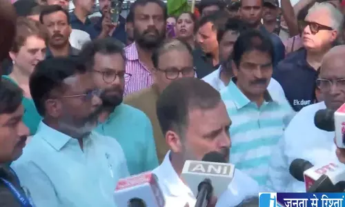 SIR पर विपक्ष का हल्लाबोल जंतर मंतर की ओर मार्च SIR पर विपक्ष का हल्लाबोल जंतर मंतर की ओर मार्च