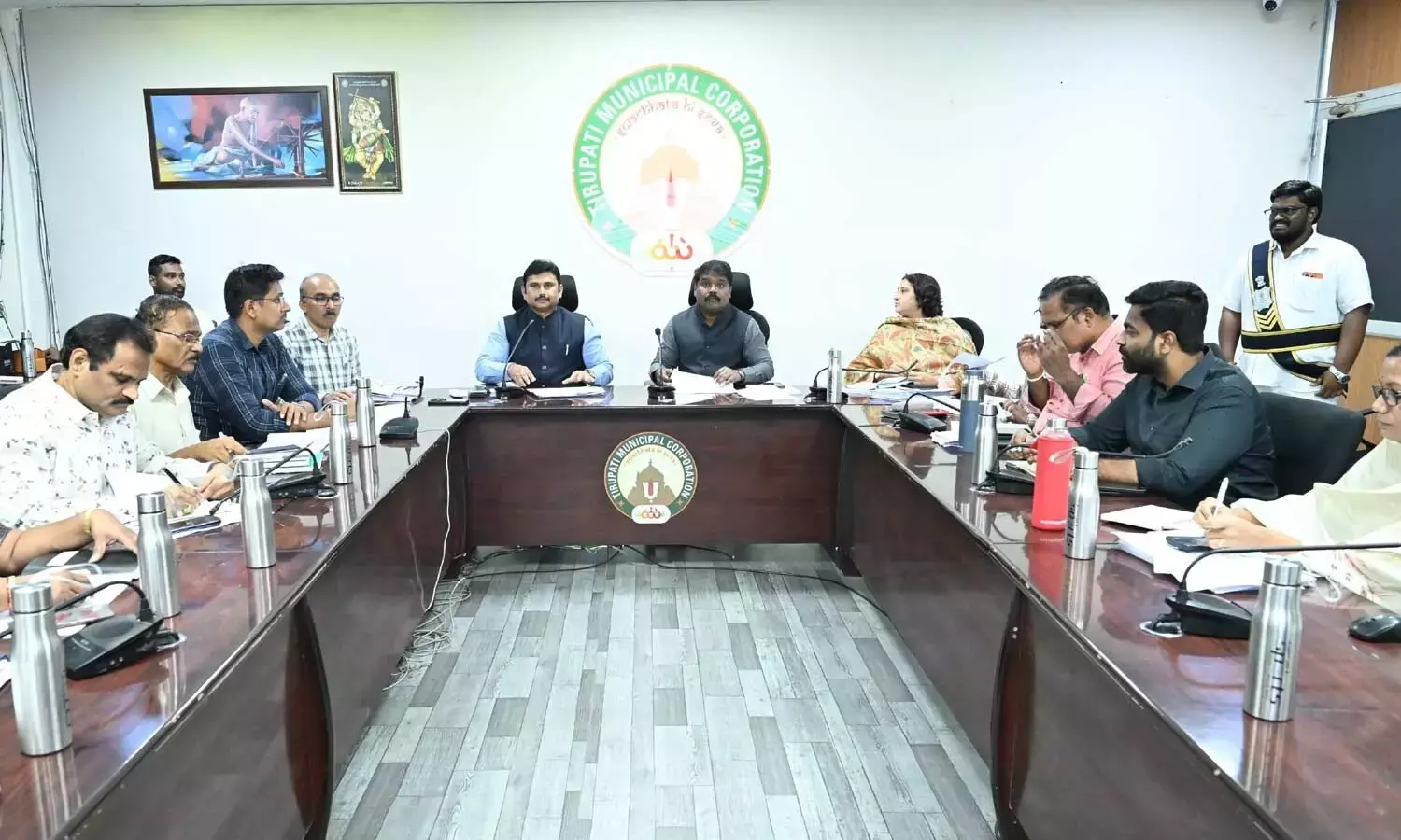तिरुपति: चुनाव संबंधी कार्यों को पारदर्शिता और निष्पक्षता के साथ करें