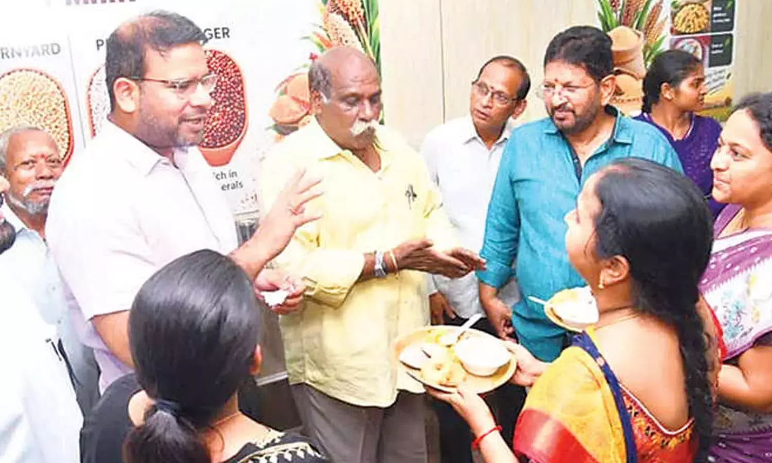 Andhra: स्वस्थ बाजरा आधारित भोजन अब जीवीएमसी प्रधान कार्यालय में Andhra: स्वस्थ बाजरा आधारित भोजन अब जीवीएमसी प्रधान कार्यालय में