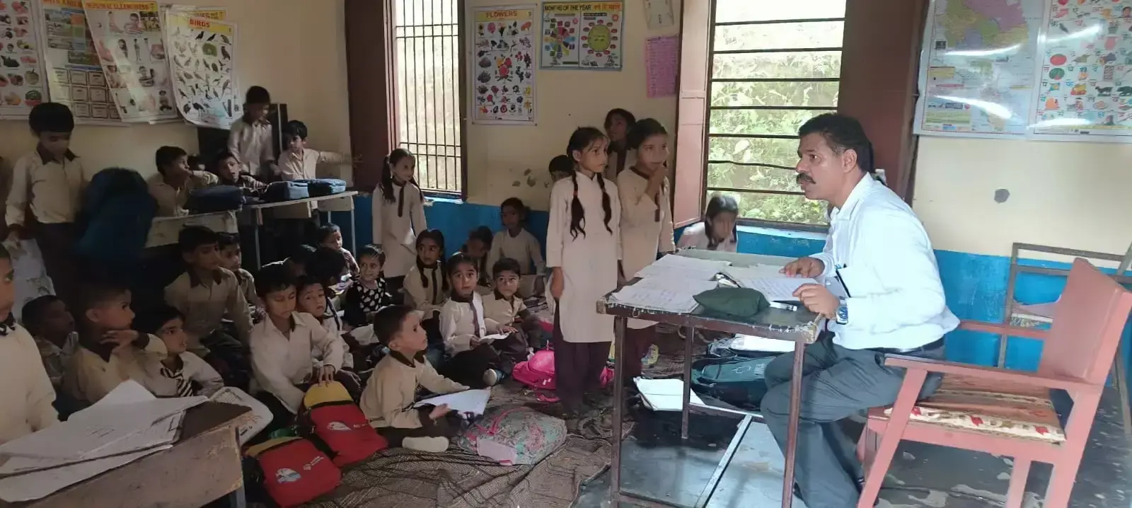 सिरमौर स्कूल में शिक्षा उपनिदेशक ने किया औचक निरीक्षण