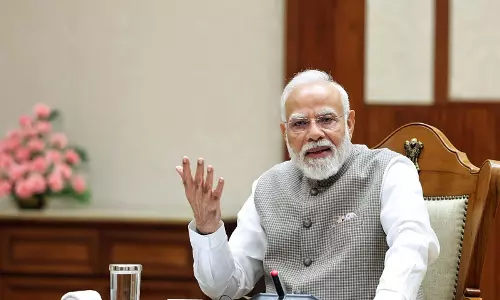 पीएम मोदी ने 25 साल की सार्वजनिक सेवा पर मिले संदेशों का दिया जवाब