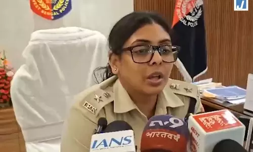 16 वर्षीय छात्र को गोली, हमलावरों की तलाश में सात पुलिस टीमें गठित 16 वर्षीय छात्र को गोली, हमलावरों की तलाश में सात पुलिस टीमें गठित