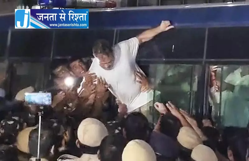 EC का दावा, किसी राजनीतिक दल ने CEC से मिलने का समय नहीं मांगा EC का दावा, किसी राजनीतिक दल ने CEC से मिलने का समय नहीं मांगा
