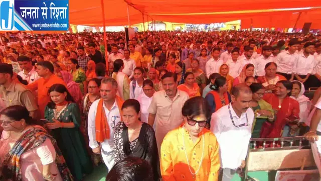 अमित शाह के कार्यक्रम से गुरुग्राम में लगा लंबा जाम, हाईवे से शहर तक रेंगते रहे वाहन अमित शाह के कार्यक्रम से गुरुग्राम में लगा लंबा जाम, हाईवे से शहर तक रेंगते रहे वाहन