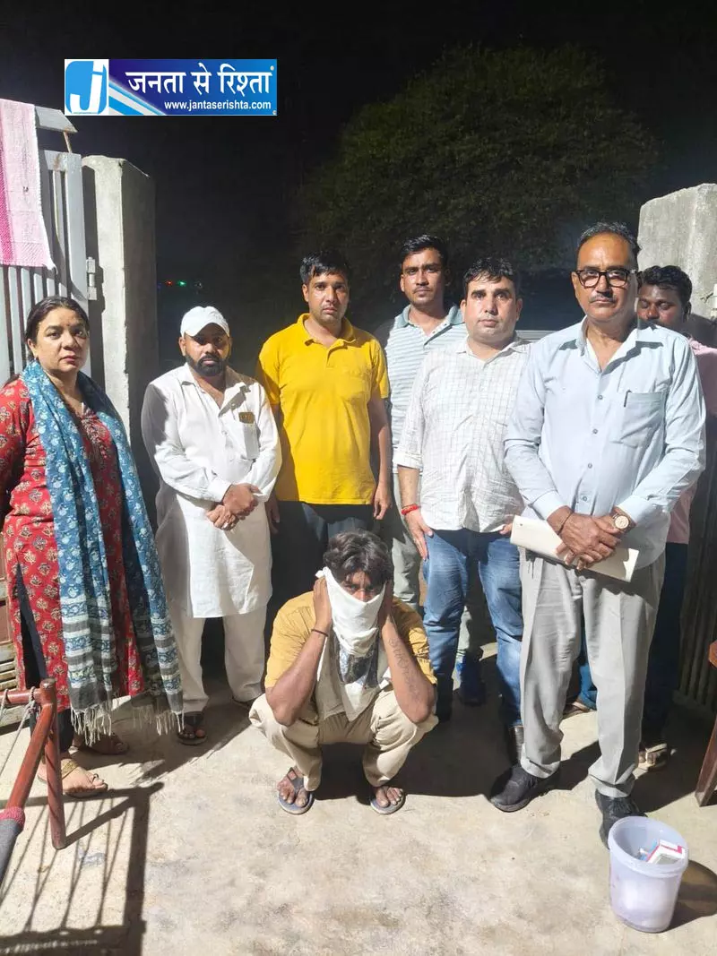 किसानों की चिंता के बीच रोहतक मंडियों में पहुंचे BJP नेता किसानों की चिंता के बीच रोहतक मंडियों में पहुंचे BJP नेता