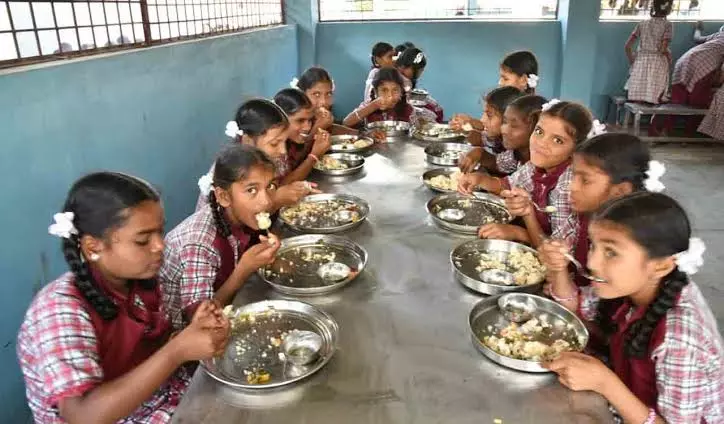 डिप्टी सीएम का दावा: स्कूली बच्चों की नाश्ता योजना में तेलंगाना अव्वल डिप्टी सीएम का दावा: स्कूली बच्चों की नाश्ता योजना में तेलंगाना अव्वल