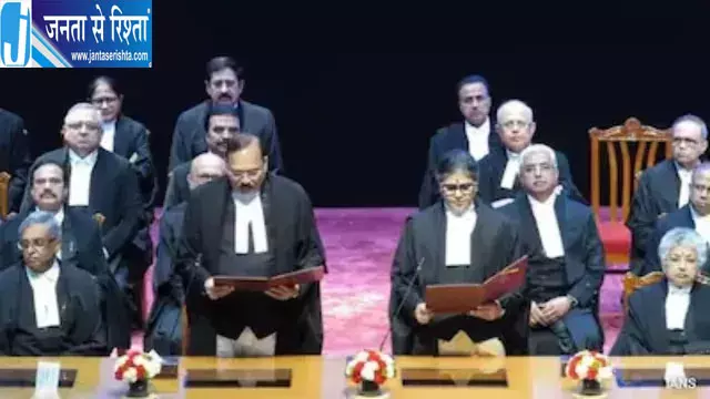 सुप्रीम कोर्ट को मिले तीन नए जज, न्यायाधीशों की संख्या बढ़कर 37 हुई सुप्रीम कोर्ट को मिले तीन नए जज, न्यायाधीशों की संख्या बढ़कर 37 हुई