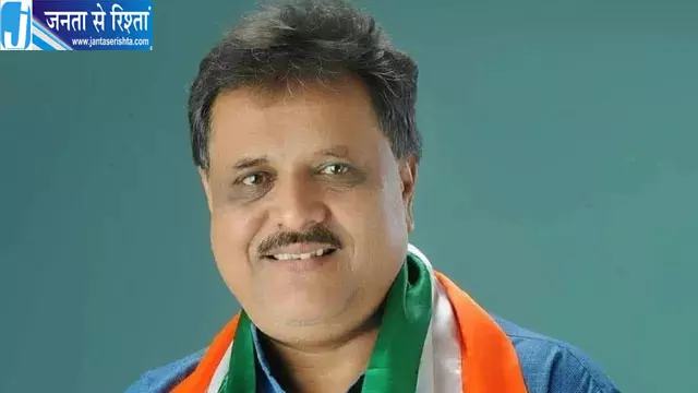गुजरात कांग्रेस के वरिष्ठ नेता वीरजी ठुम्मर का निधन, कैंसर से लंबे समय से थे पीड़ित गुजरात कांग्रेस के वरिष्ठ नेता वीरजी ठुम्मर का निधन, कैंसर से लंबे समय से थे पीड़ित