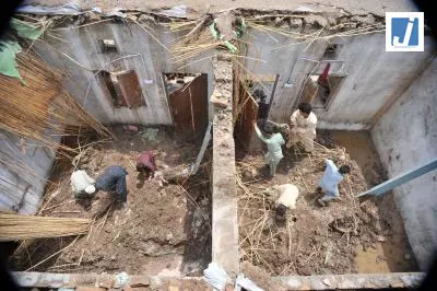 पाकिस्तान में भारी बारिश से तबाही, 7 साल के बच्चे की मौत; चार घायल पाकिस्तान में भारी बारिश से तबाही, 7 साल के बच्चे की मौत; चार घायल